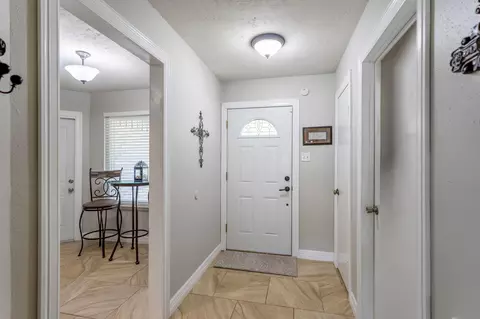 Entry Way - 4718 Fleming Downe Ln, Spring, TX 77388 photo 1 of 4