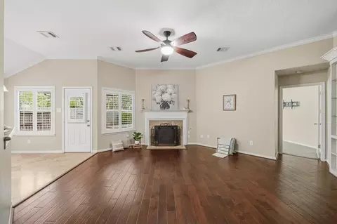 223 W New Meadows Dr, Sugar Land, TX 77479