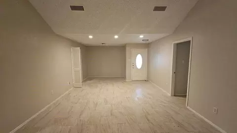 Living - 5410 Dibello Forest Ln, Spring, TX 77373 photo 3 of 3