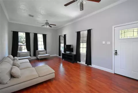 504 Green St, Baytown, TX 77520