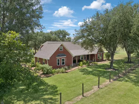 31229 Rochen Rd, Waller, TX 77484