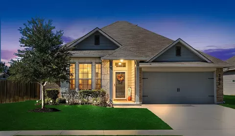 305 Brocks Ct, Montgomery, TX 77356