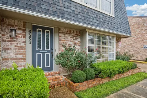 6333 Del Monte Dr #98, Houston, TX 77057