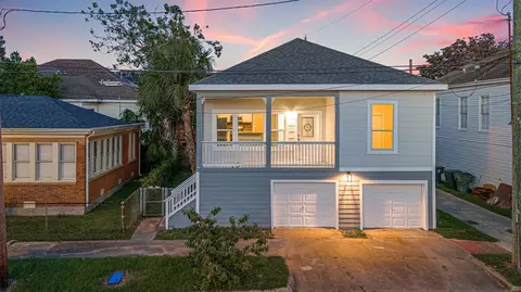 1812 27th St, Galveston, TX 77550