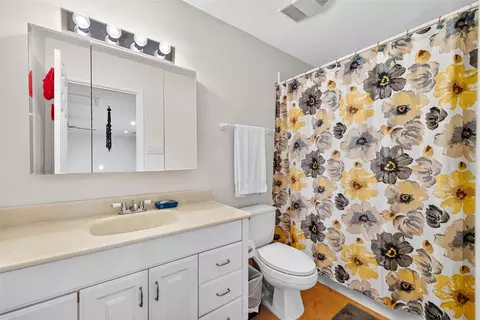 Bath - 303 Springwood St, New Caney, TX 77357 photo 2 of 7