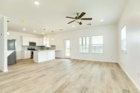 Living - 344 Thunder Rd, Surfside Beach, TX 77541 photo 3 of 4