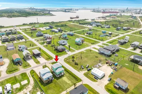 View/Area - 344 Thunder Rd, Surfside Beach, TX 77541 photo 9 of 10