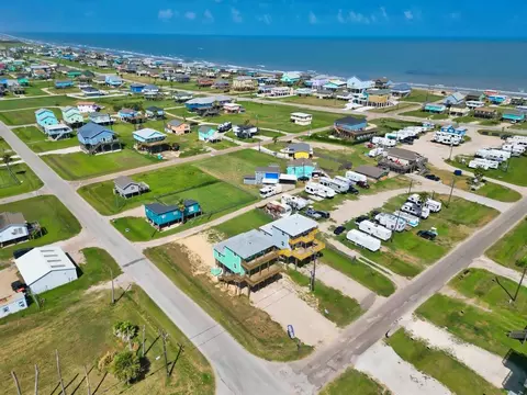 View/Area - 344 Thunder Rd, Surfside Beach, TX 77541 photo 6 of 10
