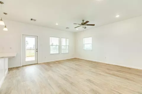 Living - 344 Thunder Rd, Surfside Beach, TX 77541 photo 2 of 4