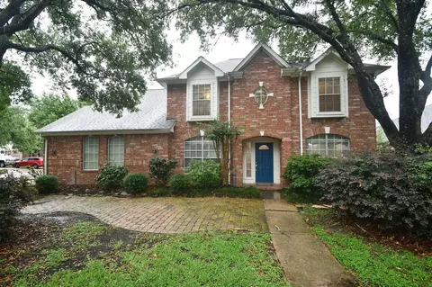 10430 Sanibel Falls Ct, Houston, TX 77095