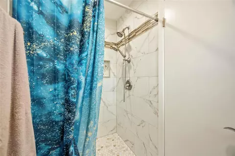 Bath - 9635 Birsay St, Spring, TX 77379 photo 4 of 4
