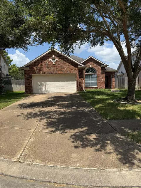 6182 Newcastle Ln, League City, TX 77573