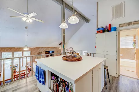 Kitchen - 346 Creekside Dr, Onalaska, TX 77360 photo 4 of 5