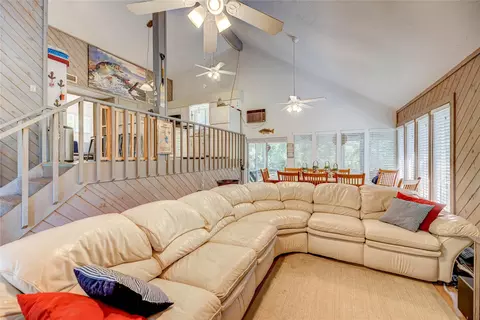 Living - 346 Creekside Dr, Onalaska, TX 77360 photo 2 of 2