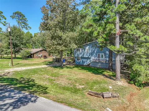 Exterior - 346 Creekside Dr, Onalaska, TX 77360 photo 7 of 10