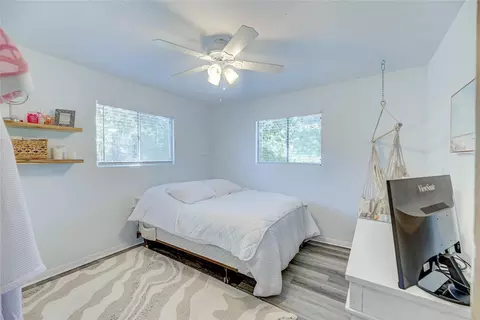 Bedroom - 346 Creekside Dr, Onalaska, TX 77360 photo 3 of 4