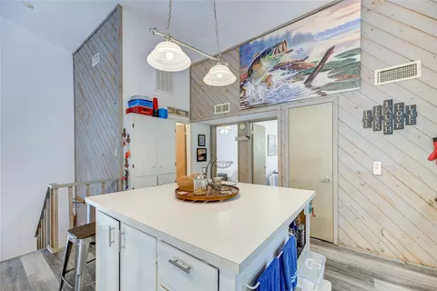 Kitchen - 346 Creekside Dr, Onalaska, TX 77360 photo 2 of 5