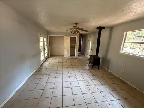 Living - 28192 May Rd, Splendora, TX 77372 photo 4 of 8