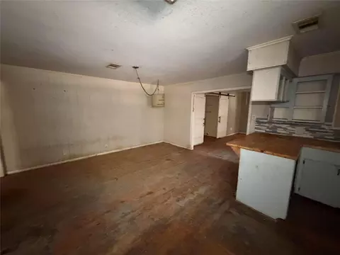 Living - 28192 May Rd, Splendora, TX 77372 photo 8 of 8