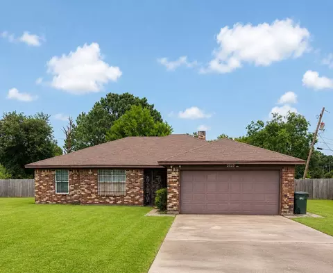 2323 Shirley St, Port Arthur, TX 77640