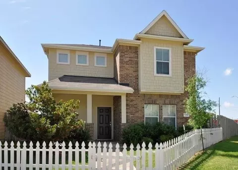 7302 Autumn Sun Dr, Houston, TX 77083