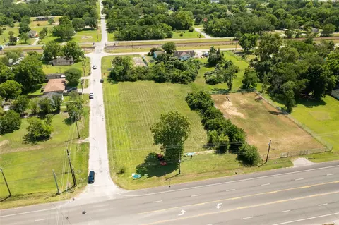 6703 Hwy 6 Hwy S, Hitchcock, TX 77563