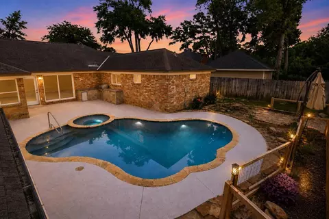 15215 Parkville Dr, Houston, TX 77068
