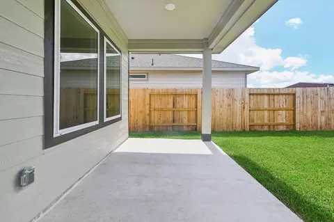 Exterior - 15447 Dapple Bluff Ln, Conroe, TX 77302 photo 3 of 3