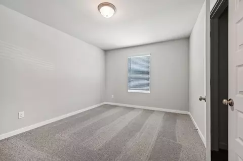 Bedroom - 15447 Dapple Bluff Ln, Conroe, TX 77302 photo 3 of 5