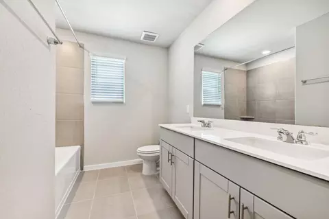 Bath - 15447 Dapple Bluff Ln, Conroe, TX 77302 photo 3 of 3