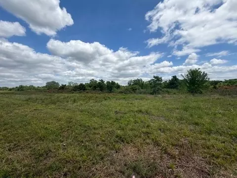 1711 County Road 773, Angleton, TX 77515