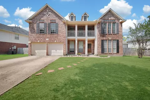 10822 Trail Ridge Dr, Houston, TX 77064