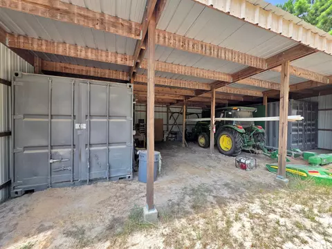 Exterior - 10024 Cr 207, Centerville, TX 75833 photo 6 of 8