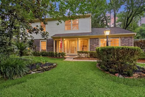 16 Lullwater Pl, The Woodlands, TX 77381