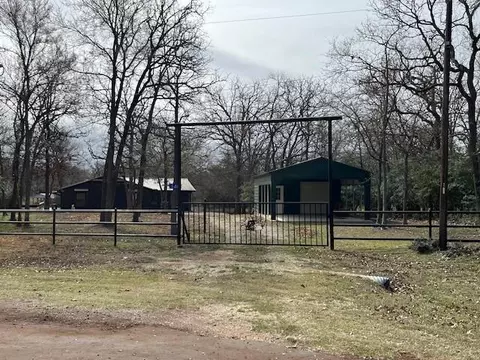 140 Lcr 743d, Thornton, TX 76687