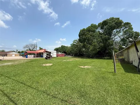 12306 Crosby Lynchburg Rd, Crosby, TX 77532