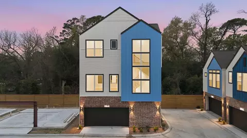 330 Janisch Rd #A, Houston, TX 77018