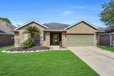 3034 Millers Oak Ln, Sugar Land, TX 77498