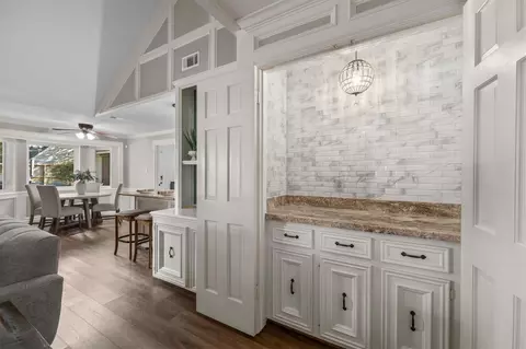 Entry Way - 9515 Oxted Ln, Spring, TX 77379 photo 2 of 2