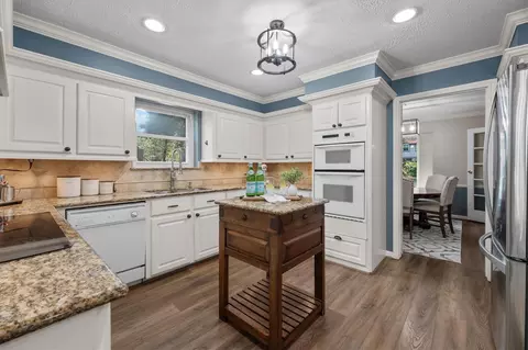 Kitchen - 9515 Oxted Ln, Spring, TX 77379 photo 2 of 3