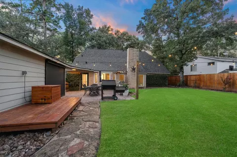 Exterior - 9515 Oxted Ln, Spring, TX 77379 photo 5 of 10