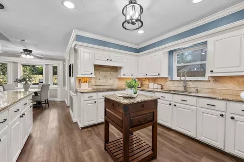 Kitchen - 9515 Oxted Ln, Spring, TX 77379 photo 1 of 3