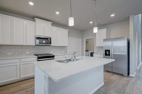 17613 Rosette Grass Dr, Conroe, TX 77385 photo 5