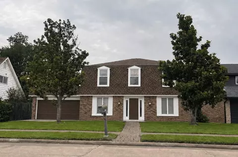 11730 Dorrance Ln, Meadows Place, TX 77477