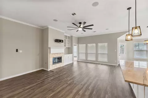 Living - 2435 Soledad Ridge Dr, Spring, TX 77373 photo 2 of 4