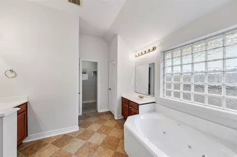 Bath - 2435 Soledad Ridge Dr, Spring, TX 77373 photo 2 of 3