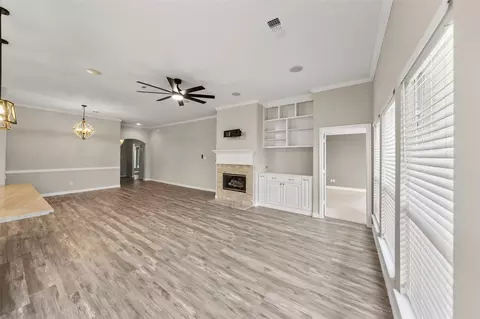 Living - 2435 Soledad Ridge Dr, Spring, TX 77373 photo 3 of 4