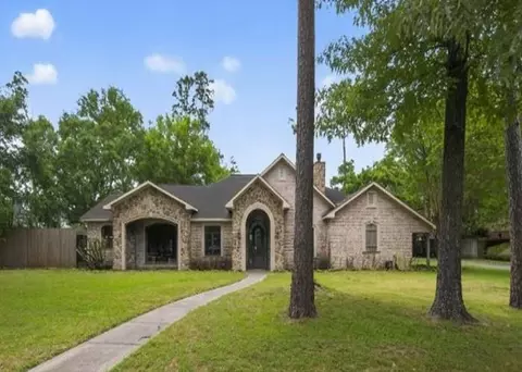 6 Heritage Ct, Houston, TX 77024