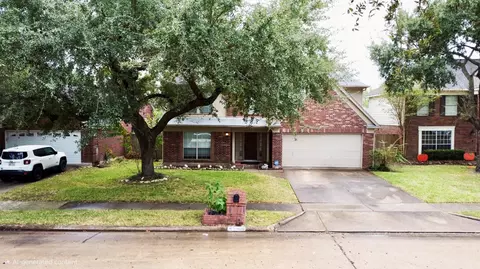 10838 Spruce Dr S, La Porte, TX 77571