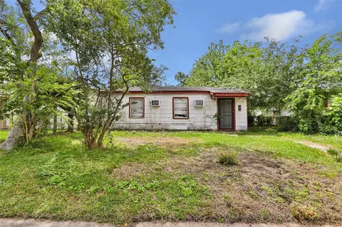 10530 Chadwick St, Houston, TX 77029